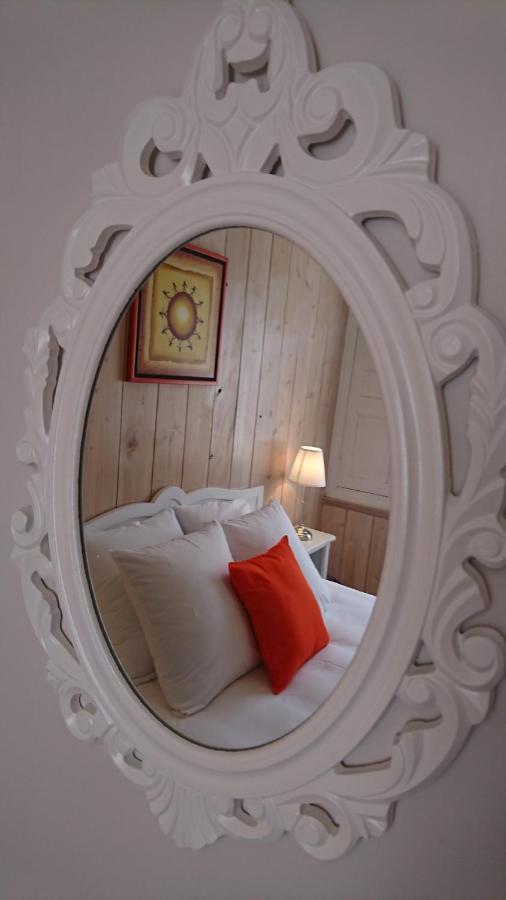 La Maison Serrurier - Chambres D'Hotes Морле Экстерьер фото
