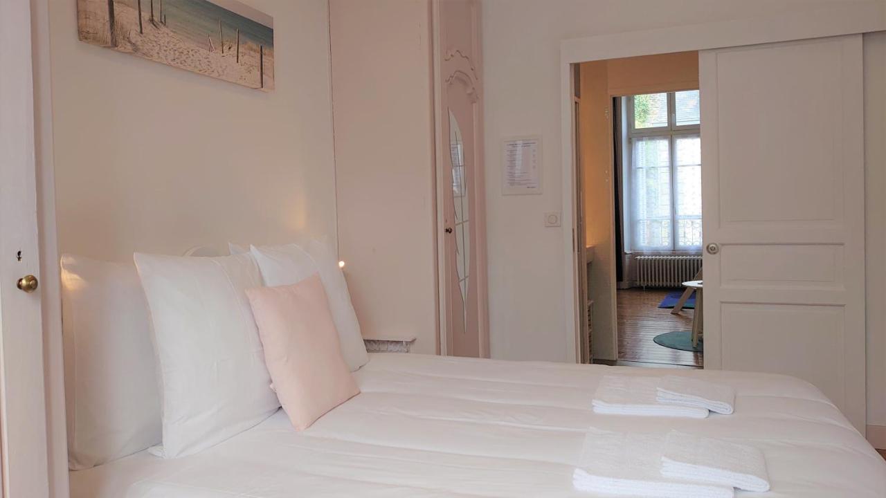 La Maison Serrurier - Chambres D'Hotes Морле Экстерьер фото