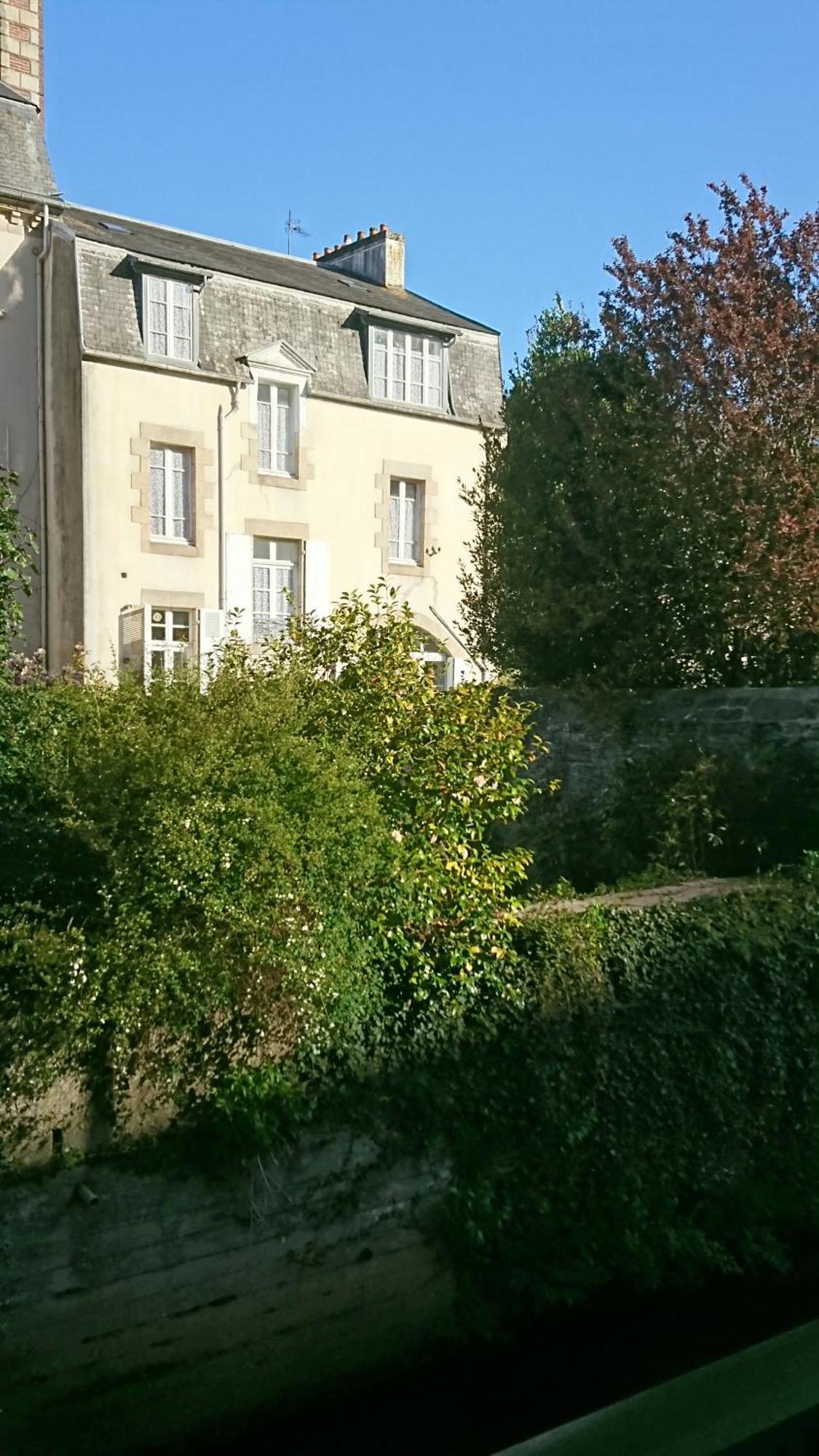 La Maison Serrurier - Chambres D'Hotes Морле Экстерьер фото